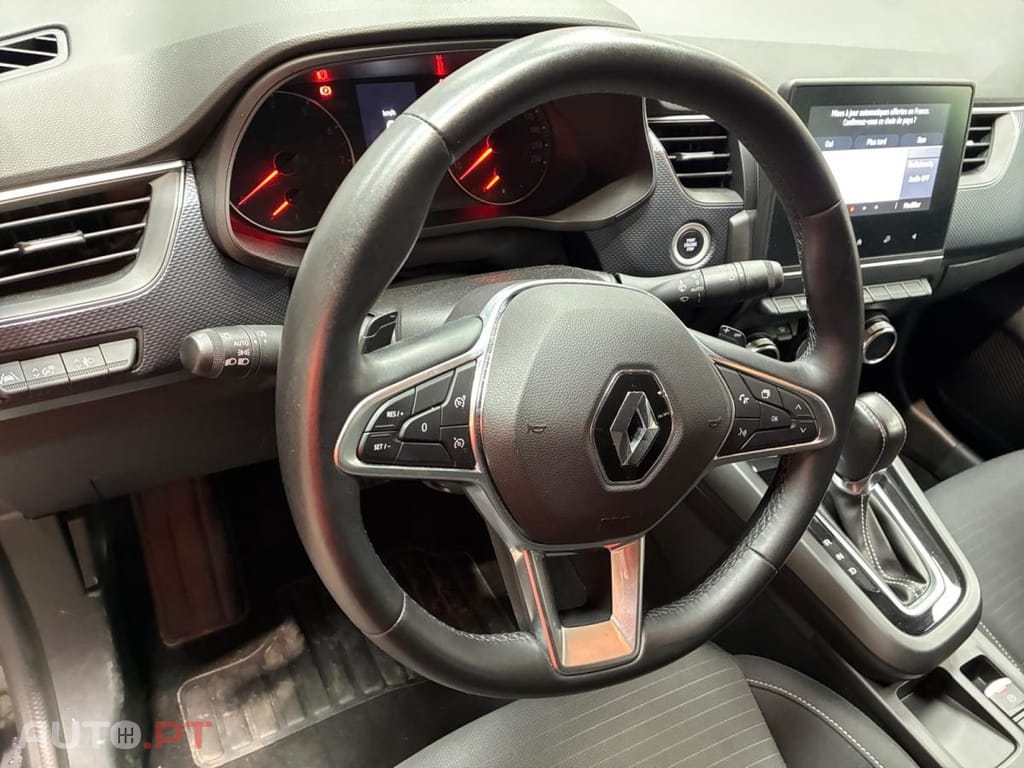 Renault Arkana 1.3 Hybrid Evolution EDC