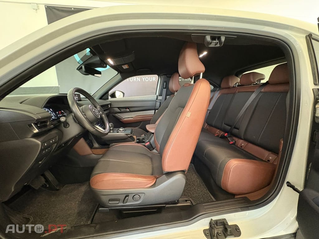 Mazda MX-30 e-SKYACTIV
