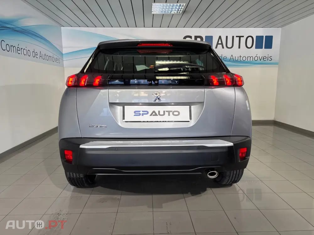 Peugeot 2008 1.2 PureTech Active