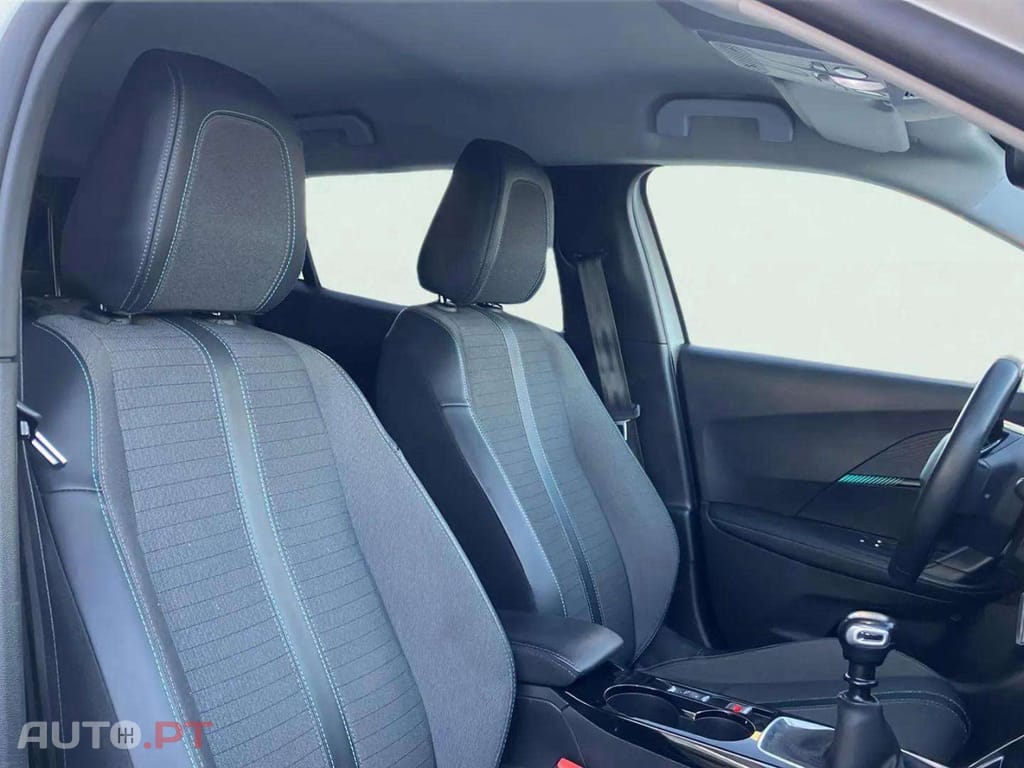 Peugeot 2008 1.2 PureTech Allure