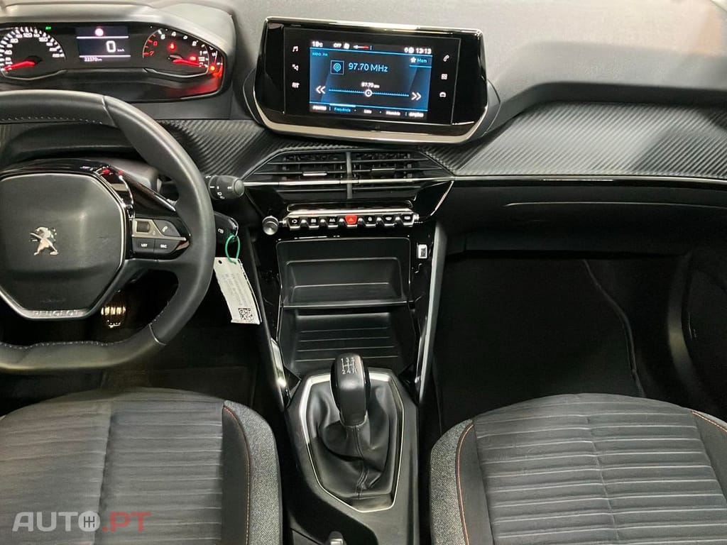 Peugeot 208 1.2 PureTech SE Style