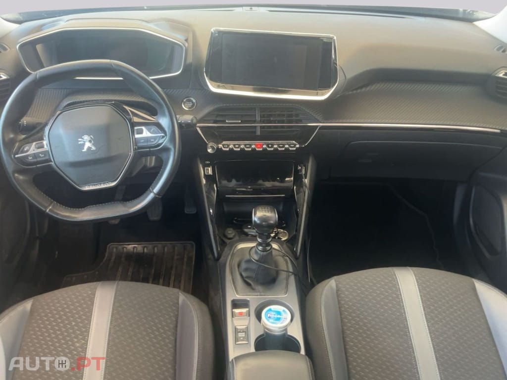 Peugeot 2008 1.2 PureTech Allure
