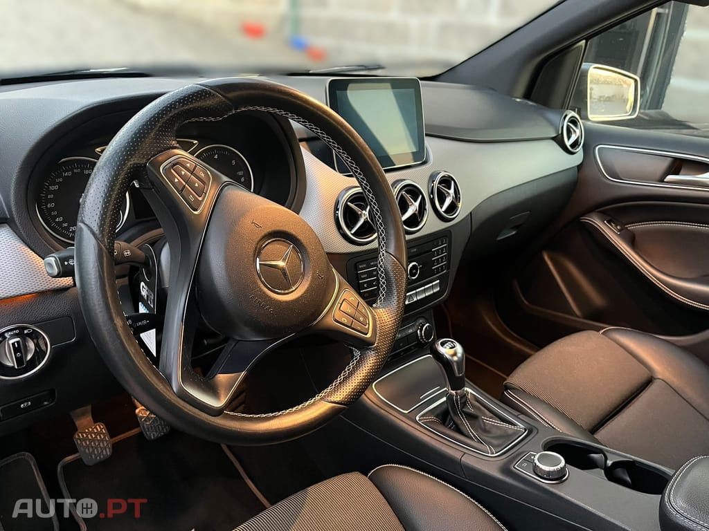 Mercedes-Benz B 200 D URBAN
