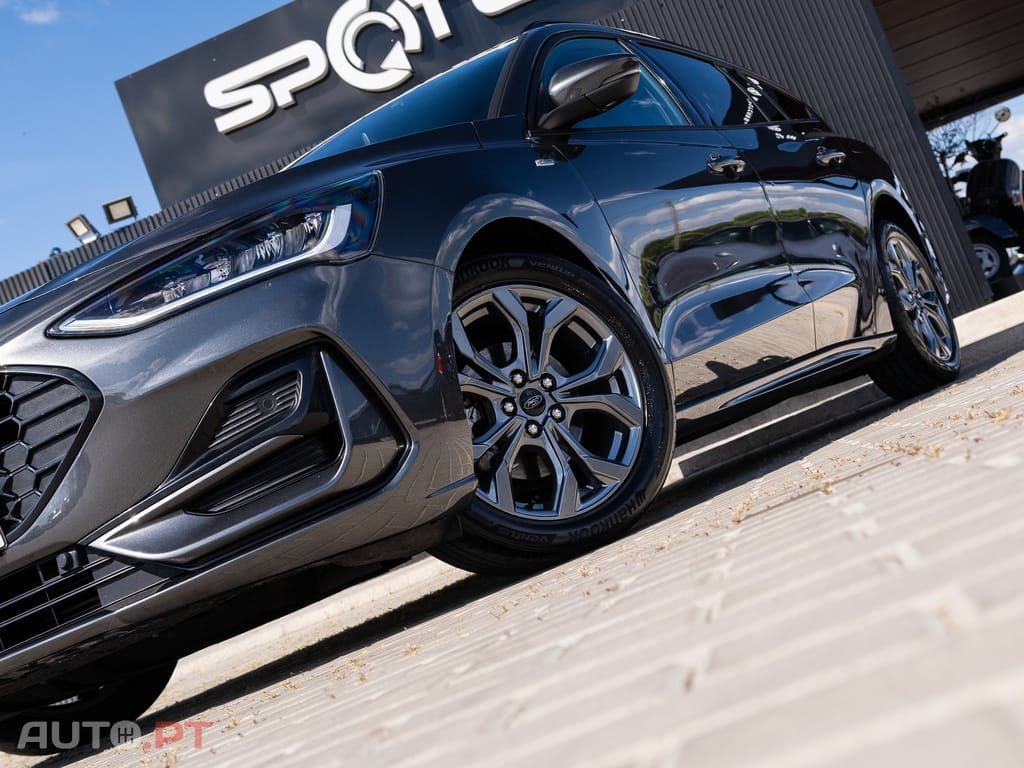 Ford Focus SW 1.0 EcoBoost MHEV ST-Line Aut.