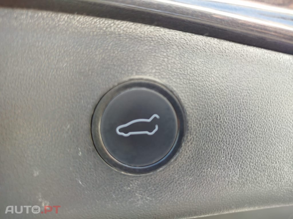 Tesla Model 3 Long Range Tração Traseira