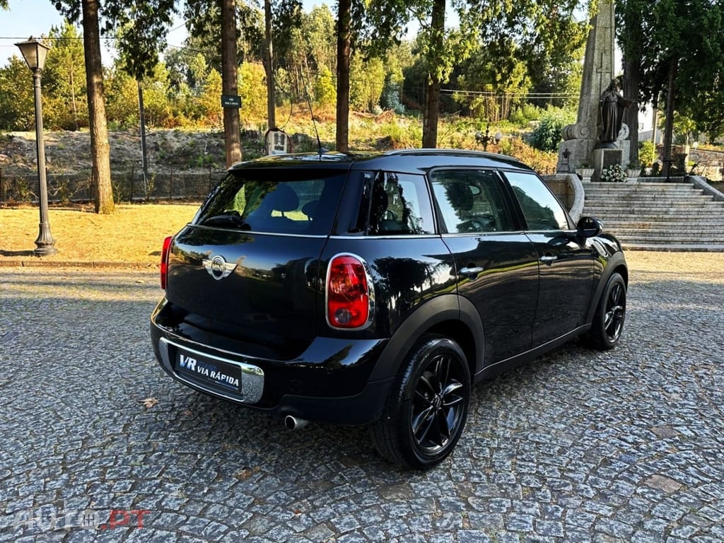 MINI Countryman One D