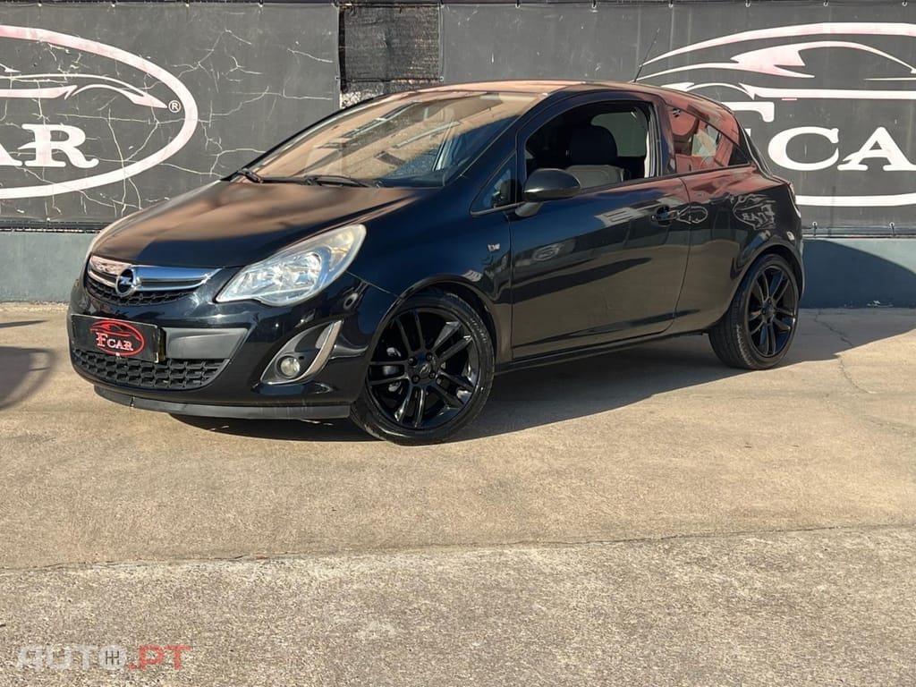Opel Corsa 1.2 Black Edition