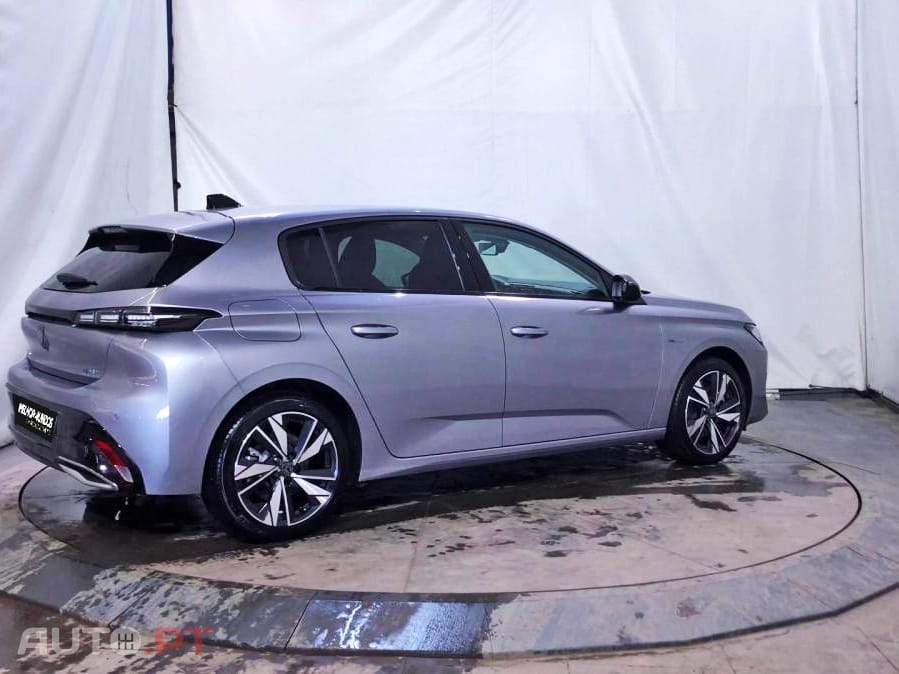 Peugeot 308 1.6 Hybrid Allure eEAT8