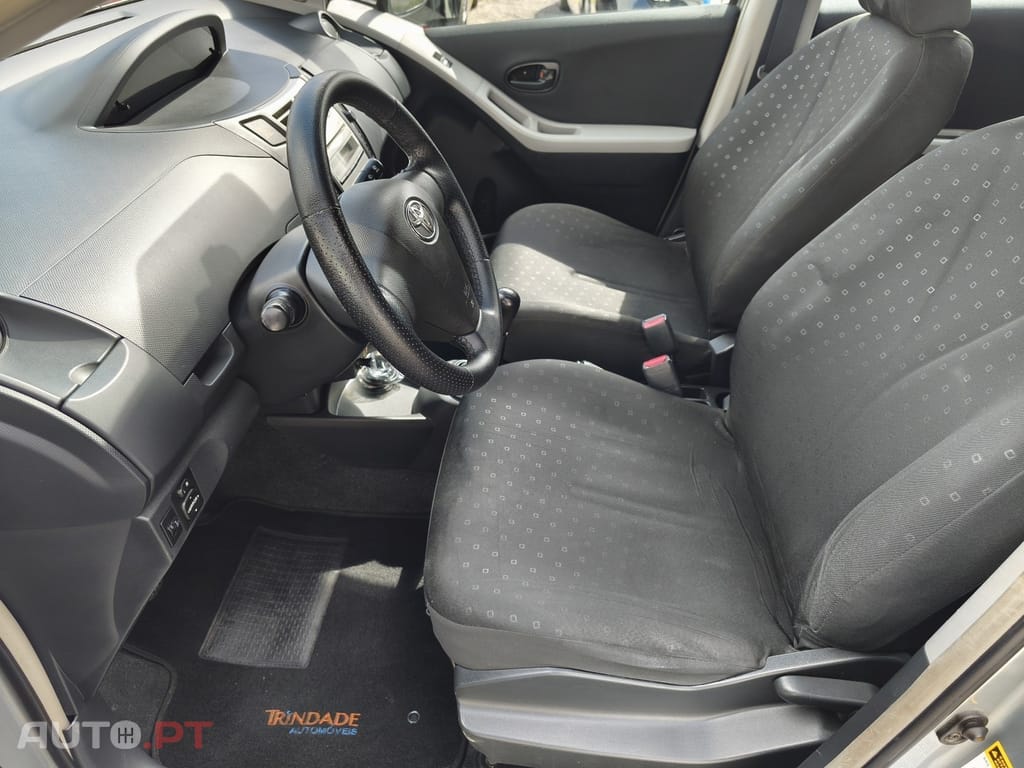 Toyota Yaris 1.0 VVT-i