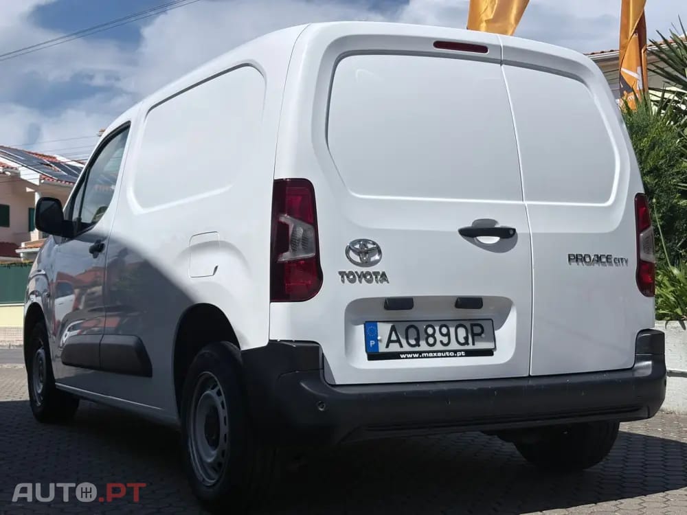 Toyota Proace Verso 1.5D L1 Comfort — fotografia 25