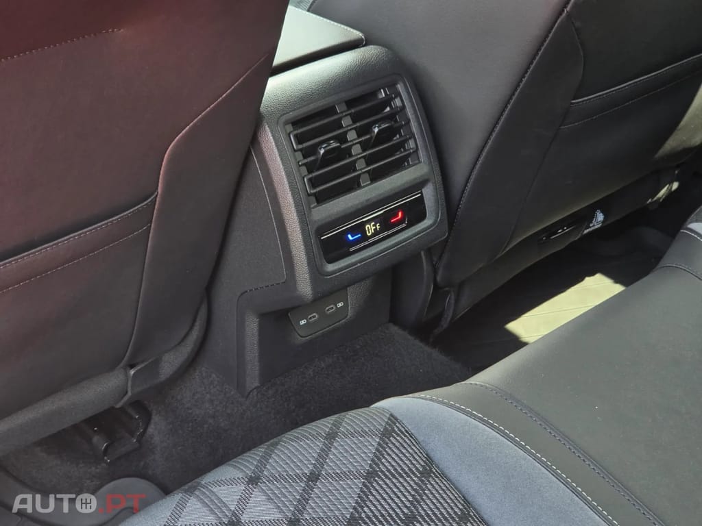 Volkswagen Golf 2.0 TDI R-Line DSG