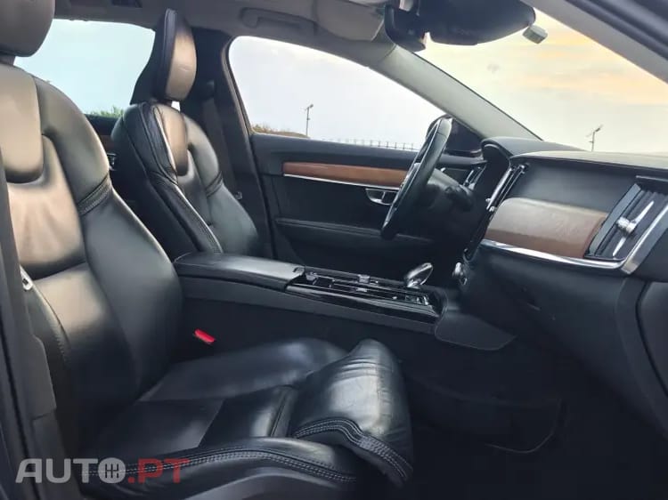 Volvo V90 2.0 T8 PHEV Inscription AWD