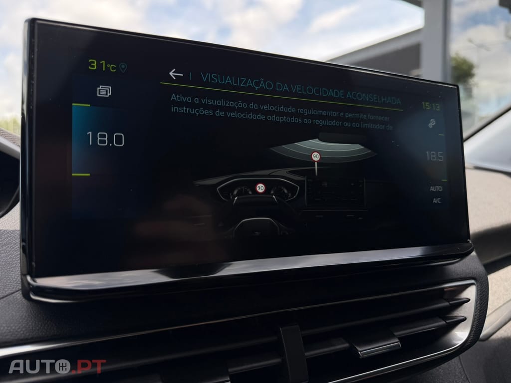 Peugeot 3008 1.6 Hybrid Allure e-EAT8