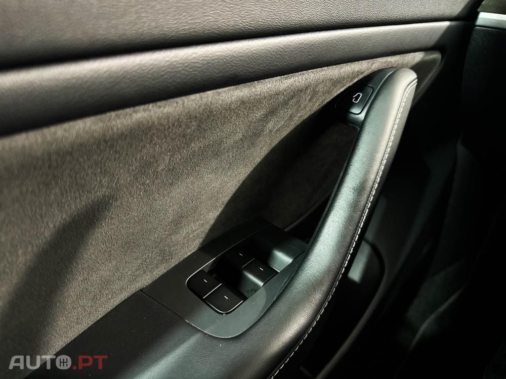 Tesla Model 3 Long Range AWD Dual Motor