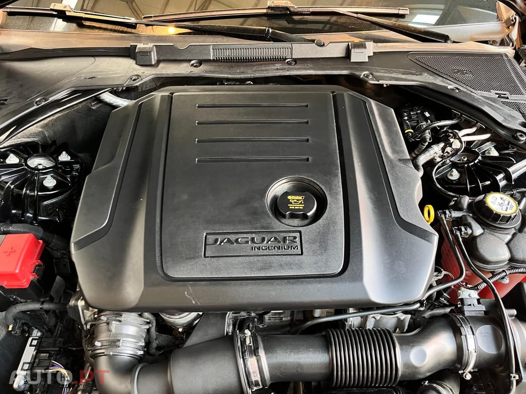 Jaguar XF 2.0d PRESTIGE