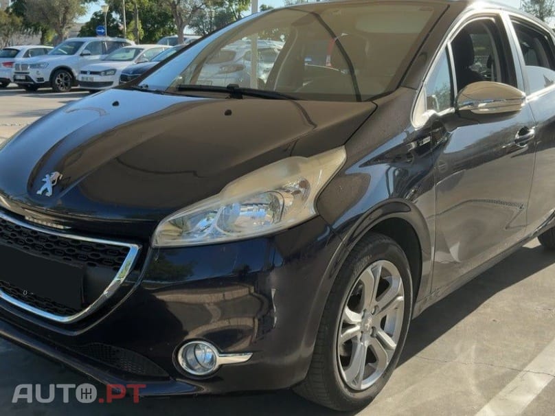 Peugeot 208 1.2 VTi SE Style