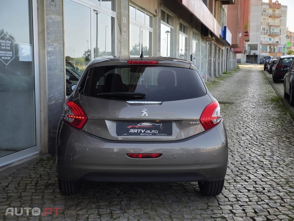 Peugeot 208 1.4 HDi Active