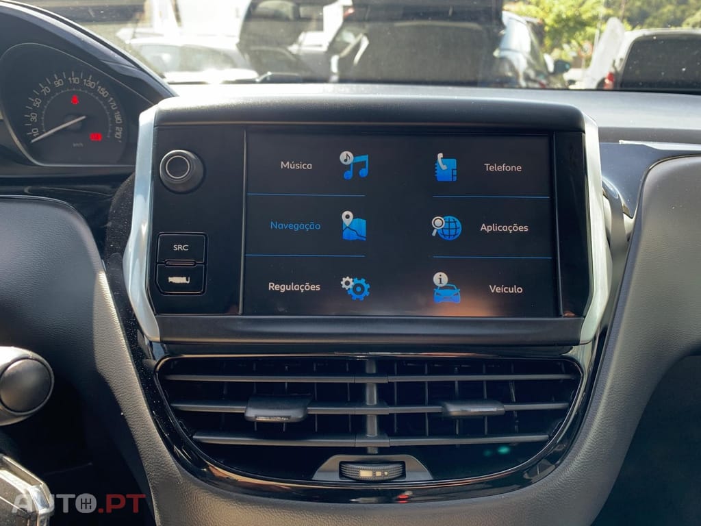 Peugeot 208 1.5 BlueHDi Signature