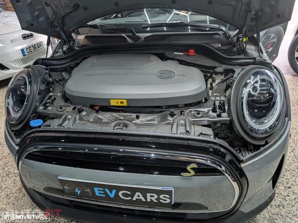 MINI Cooper Cooper SE Premium Extra Essential