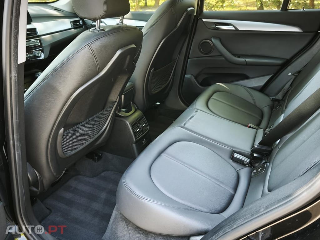 BMW X1 25 e xDrive Corporate Edition