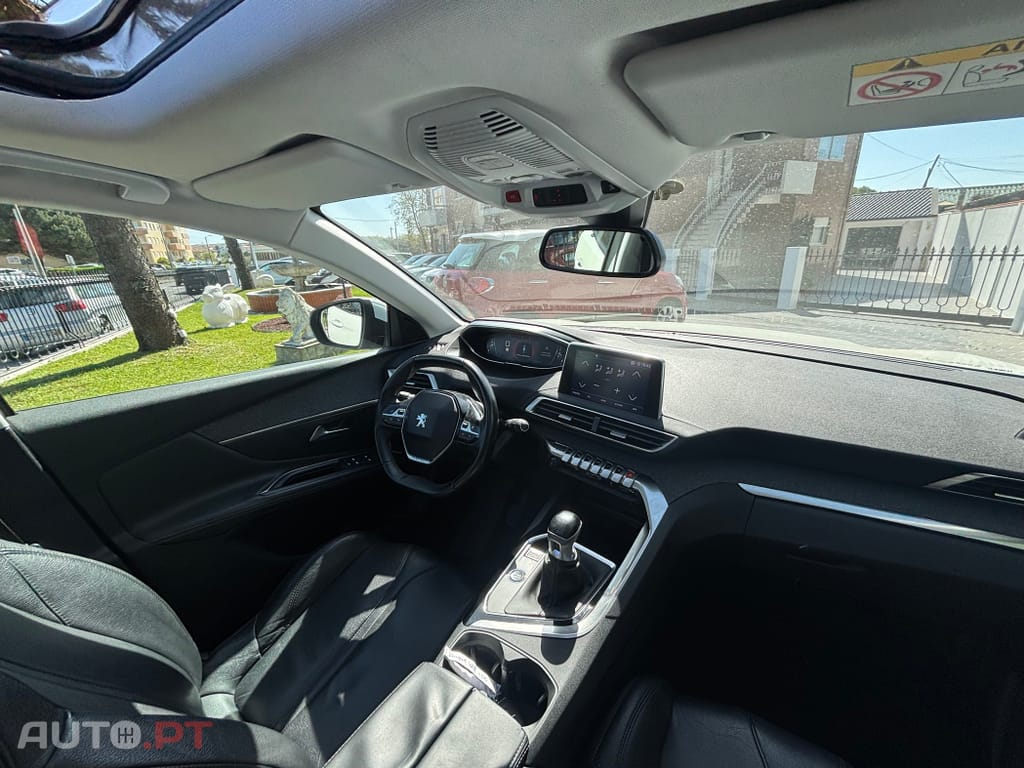 Peugeot 3008 1.5 BlueHDi Crossway