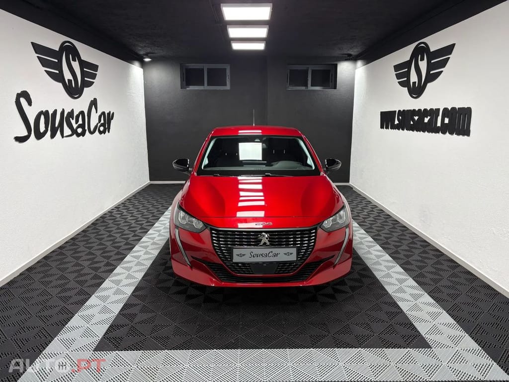 Peugeot 208 1.2 PureTech Allure EAT8