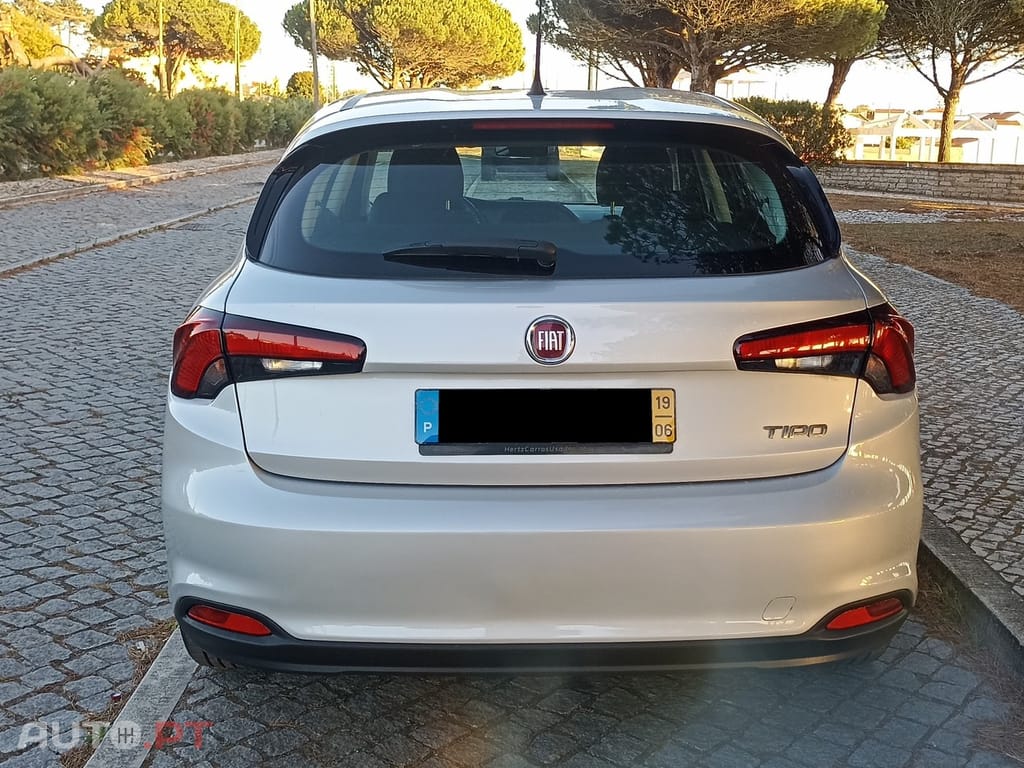 Fiat Tipo 1.3 M-Jet Lounge