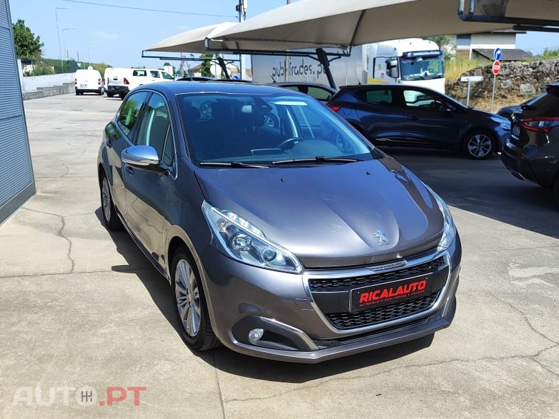 Peugeot 208 Allure