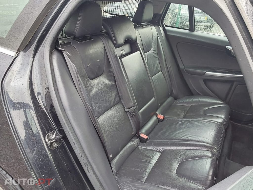 Volvo V60 1.6 D2 Drive Momentum Start/Stop