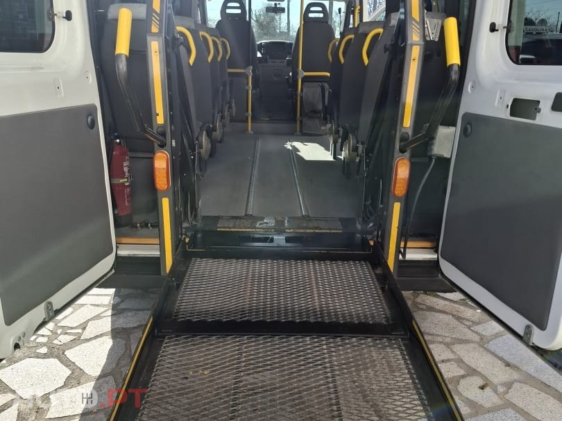 Fiat Ducato Plataforma Elevat. P/ Cadeiras Rodas