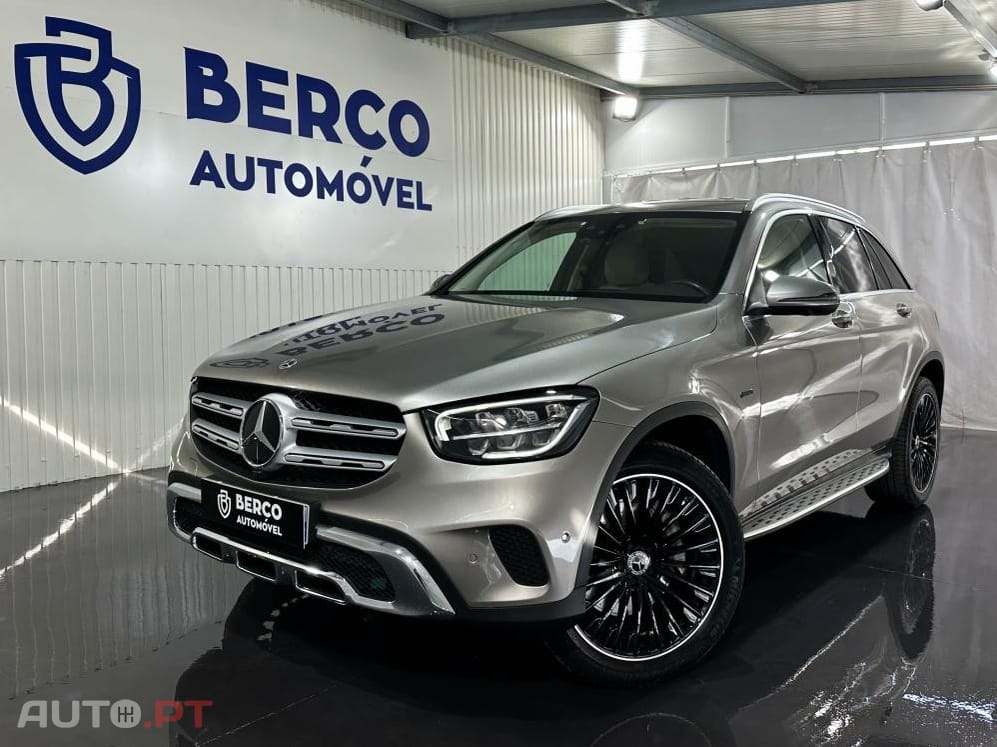 Mercedes-Benz GLC 300 de 4Matic 9G-TRONIC AMG Line
