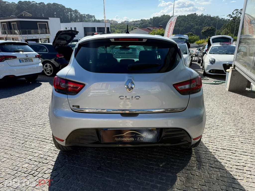 Renault Clio 0.9 TCe Limited Bi-Fuel