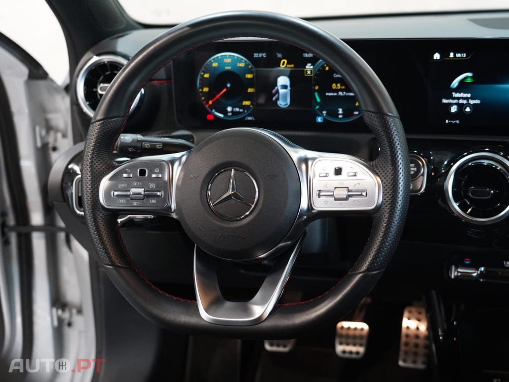 Mercedes-Benz A 180 d AMG Line