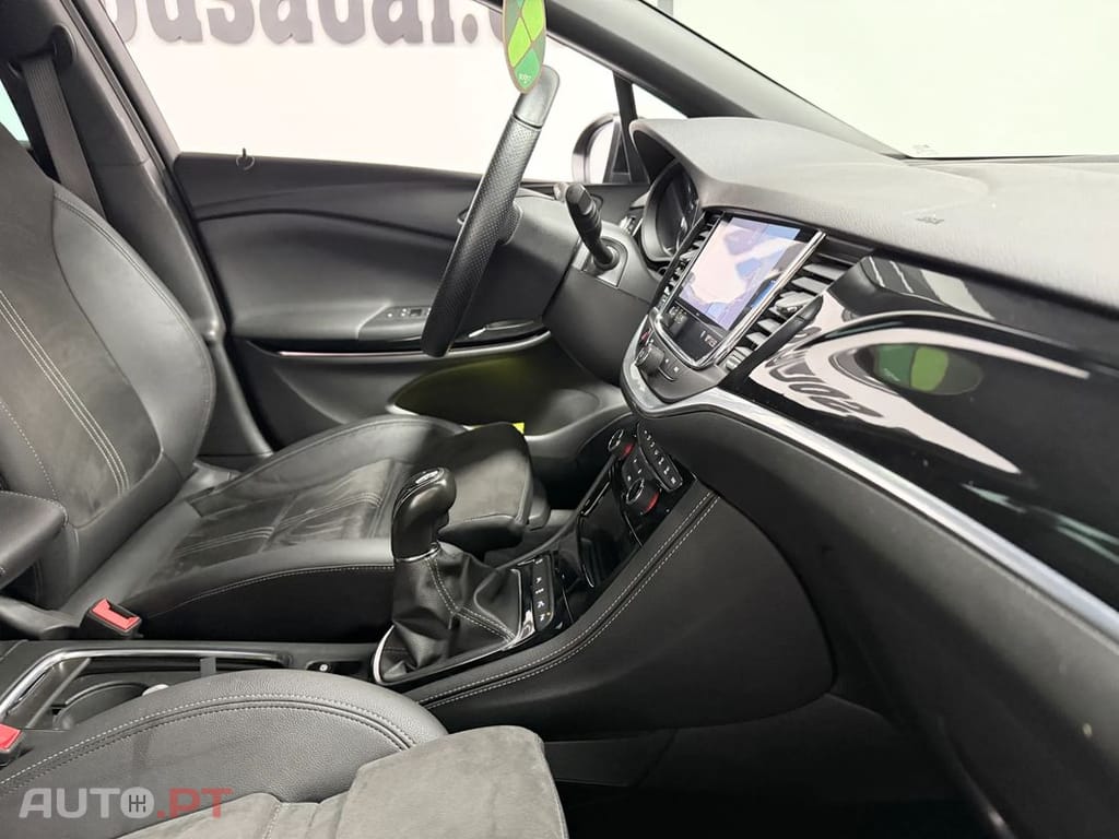 Opel Astra 1.5 D Elegance