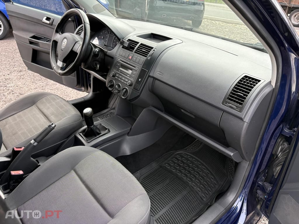 Volkswagen Polo 1.2 Live+
