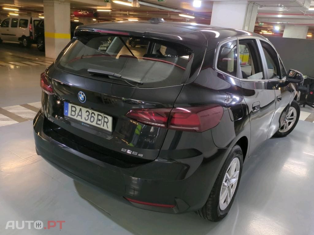 BMW 225 e xDrive