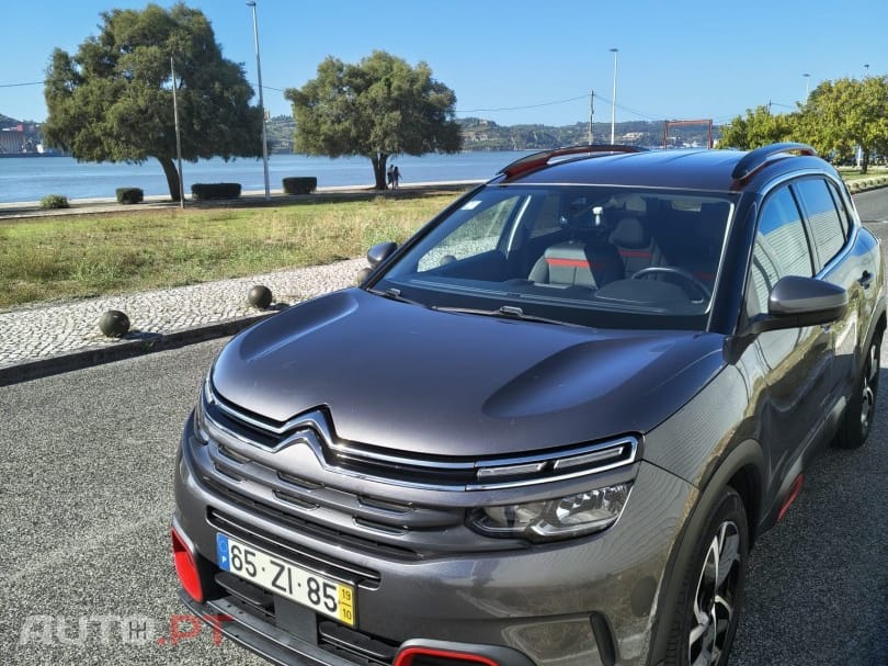 Citroën C5 Aircross 1.2 PureTech Shine — fotografia 13