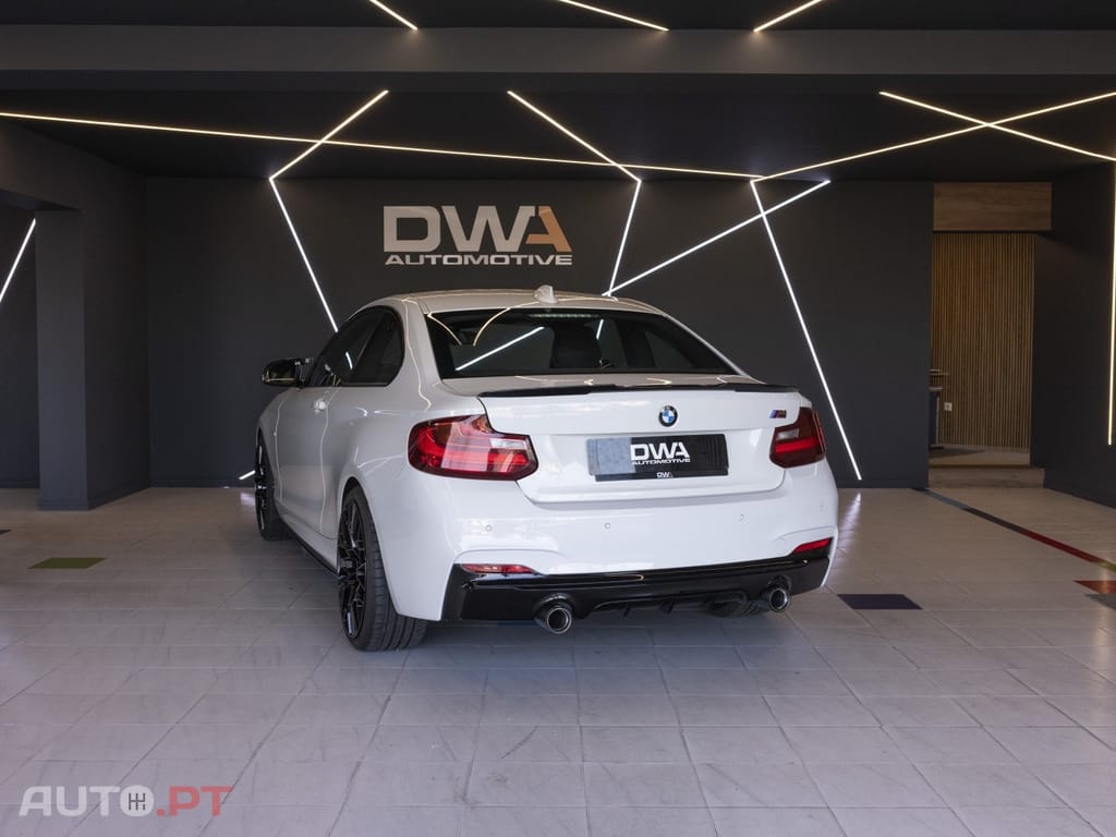 BMW 218 i Coupe Pack M