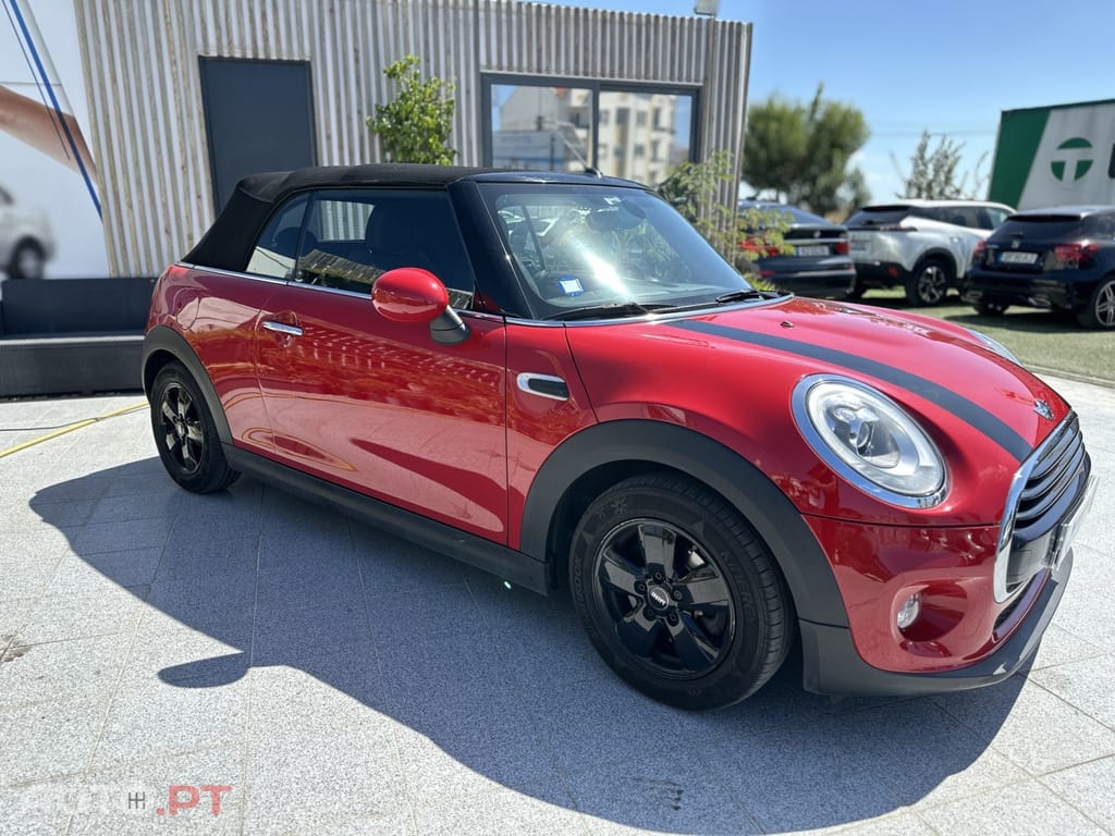 MINI Cooper Cooper D