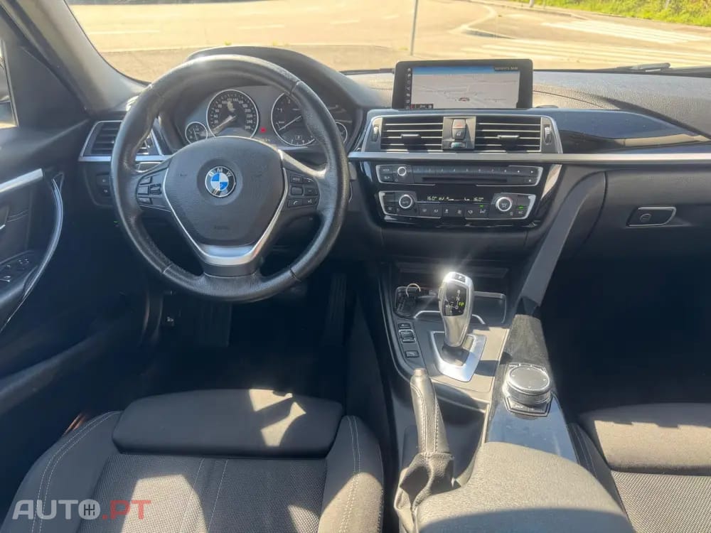 BMW 318 d Line Sport Auto
