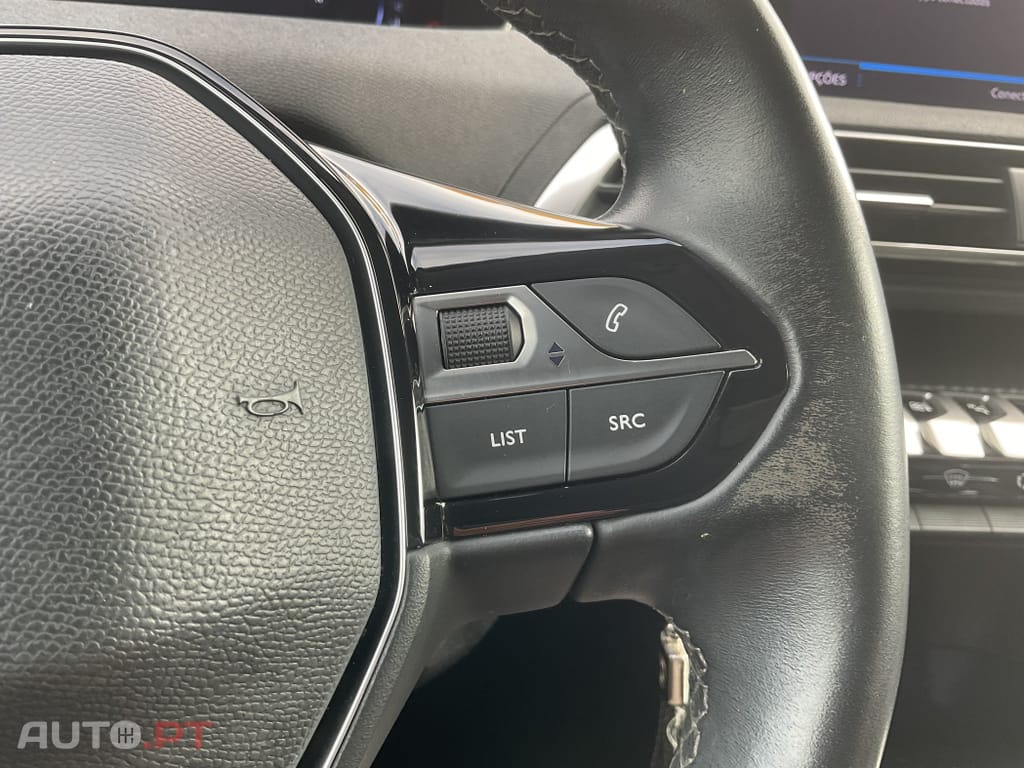 Peugeot 3008 1.5 BlueHDi Active