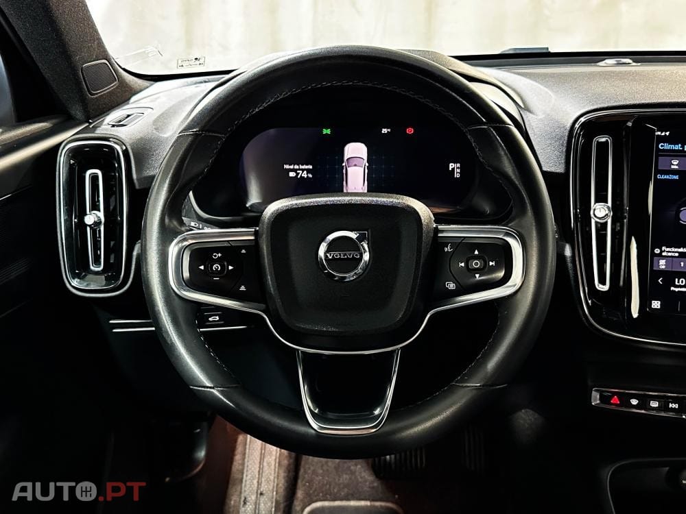 Volvo XC40 Recharge 69 kWh Single Motor Plus