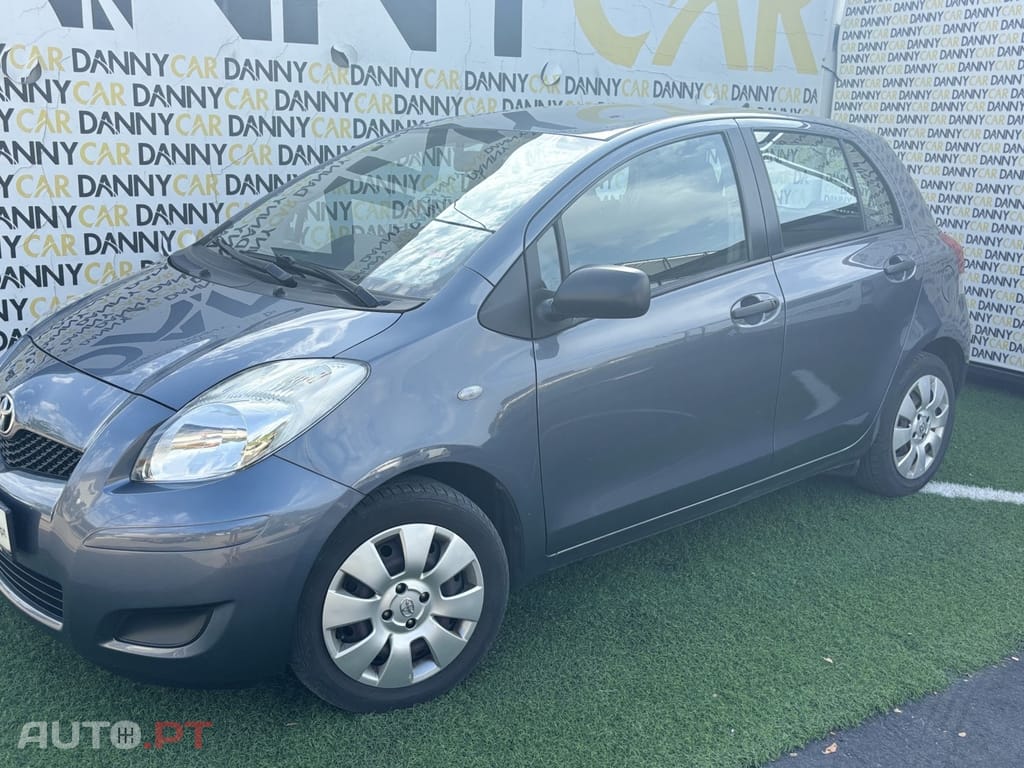 Toyota Yaris 1.33 VVT-i Comfort+AC