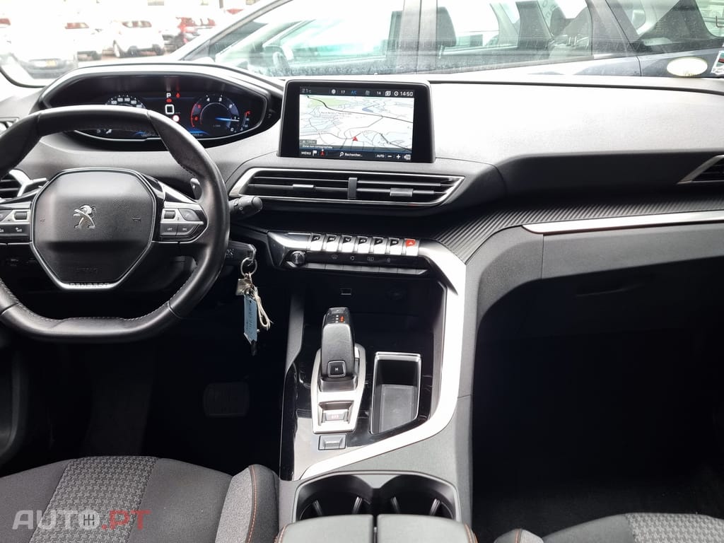 Peugeot 5008 1.5 BlueHDi Allure EAT8