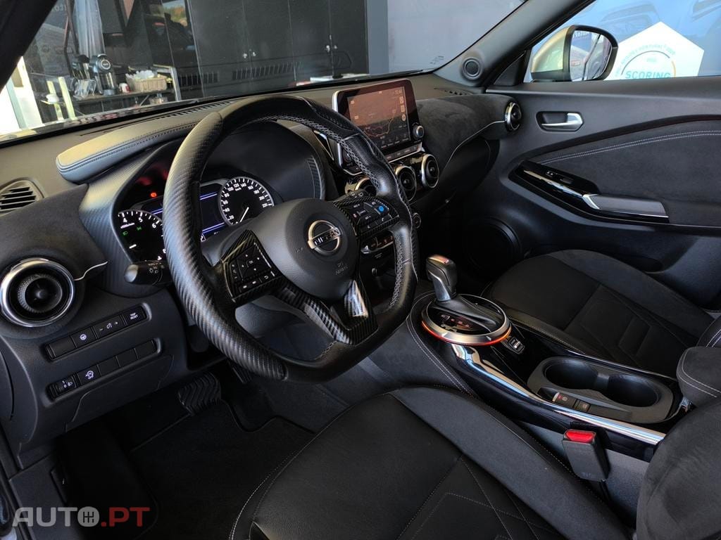 Nissan Juke 1.0 DIG-T N-DESIGN CHIC TWO TONE SILVER DCT 114 CV