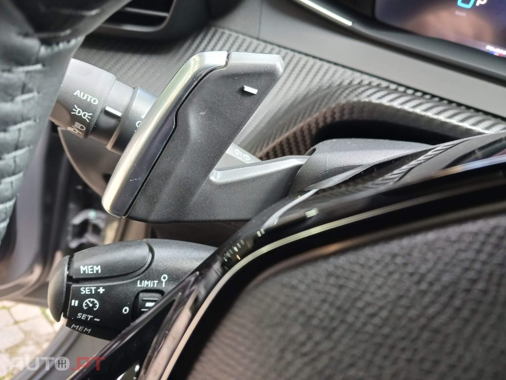 Peugeot 208 1.2 Hybrid Allure e-DCS6