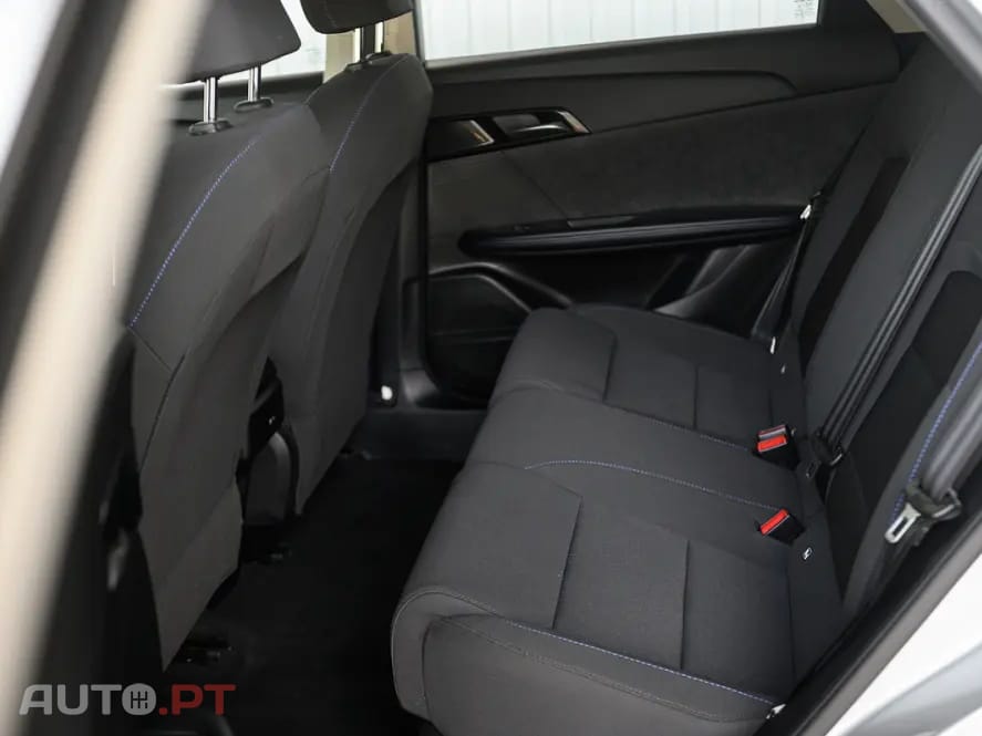 MG MG4 51 kWh Standard