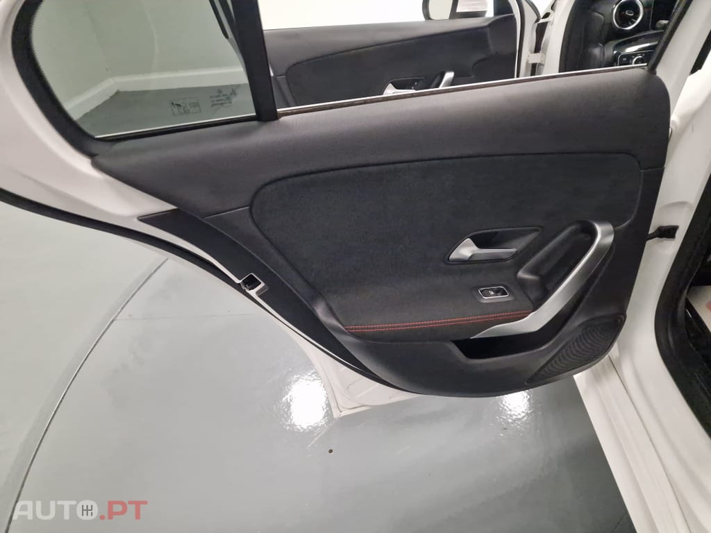Mercedes-Benz A 180 d AMG Line Aut.