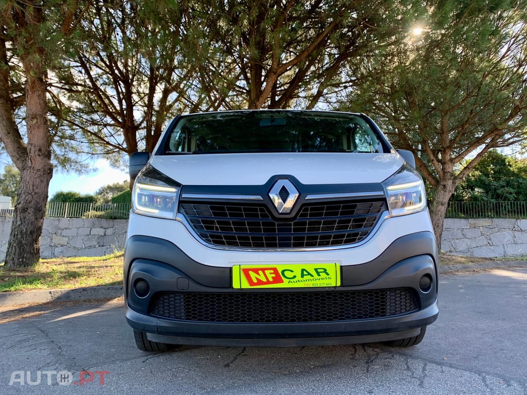Renault Trafic 9 LUGARES