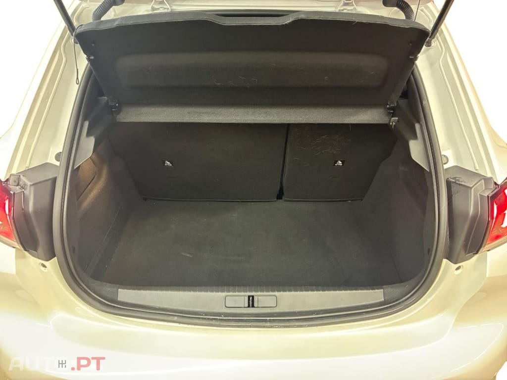 Peugeot E-208 GT Pack